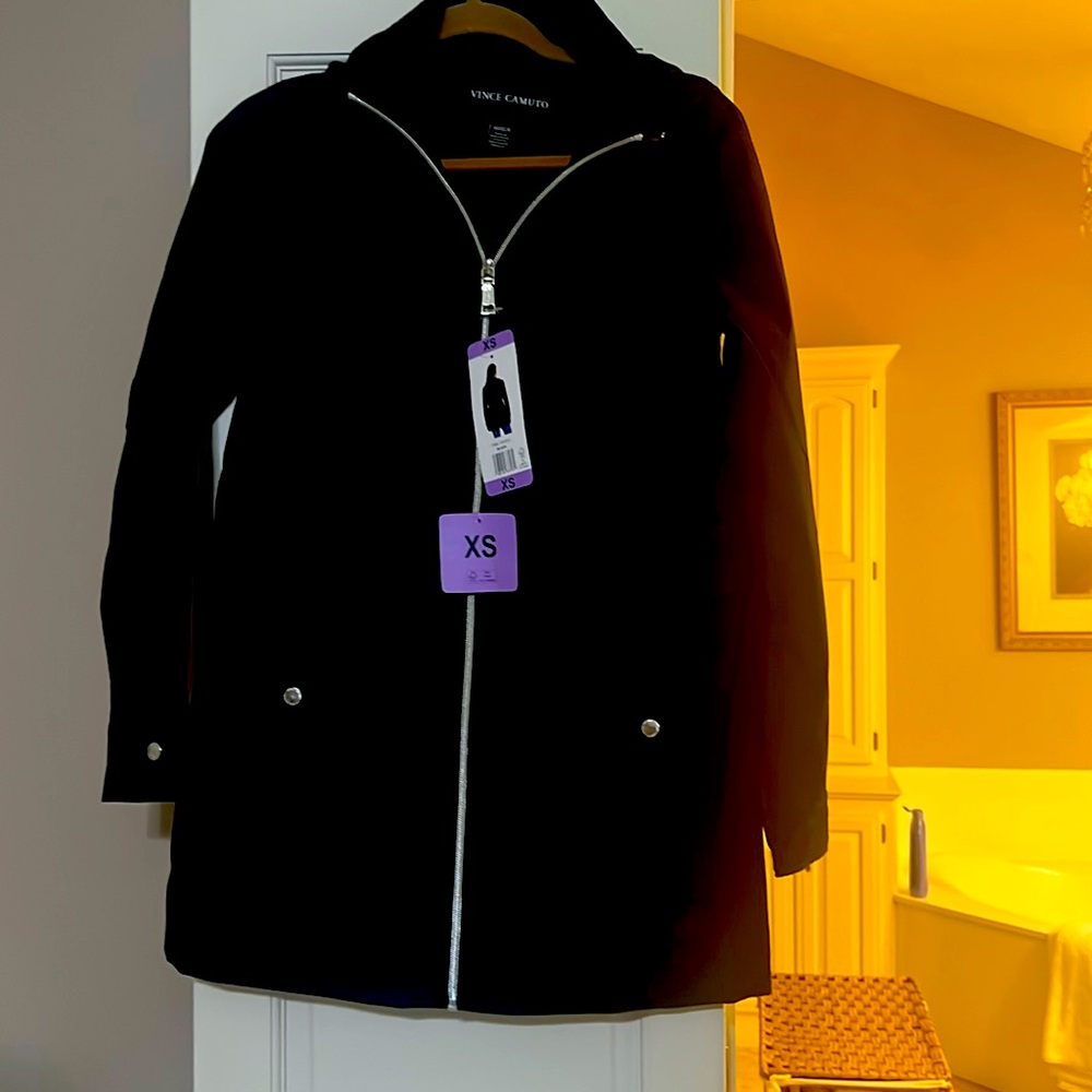 Extra small ladies, Vince Camuto, rain jacket with hood
